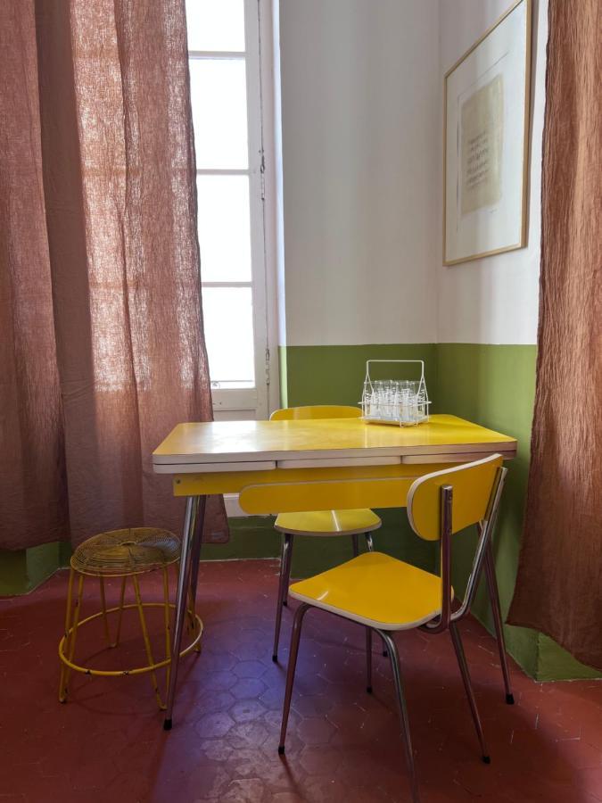 לה קיוטאט L'Appartement Du Cafe De L'Horloge מראה חיצוני תמונה